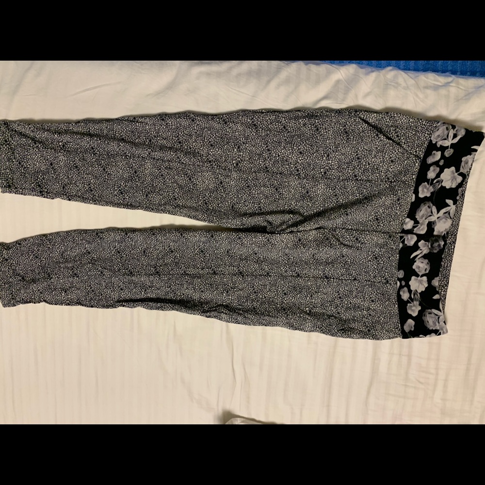 NWOT Lululemon dress pants size 6